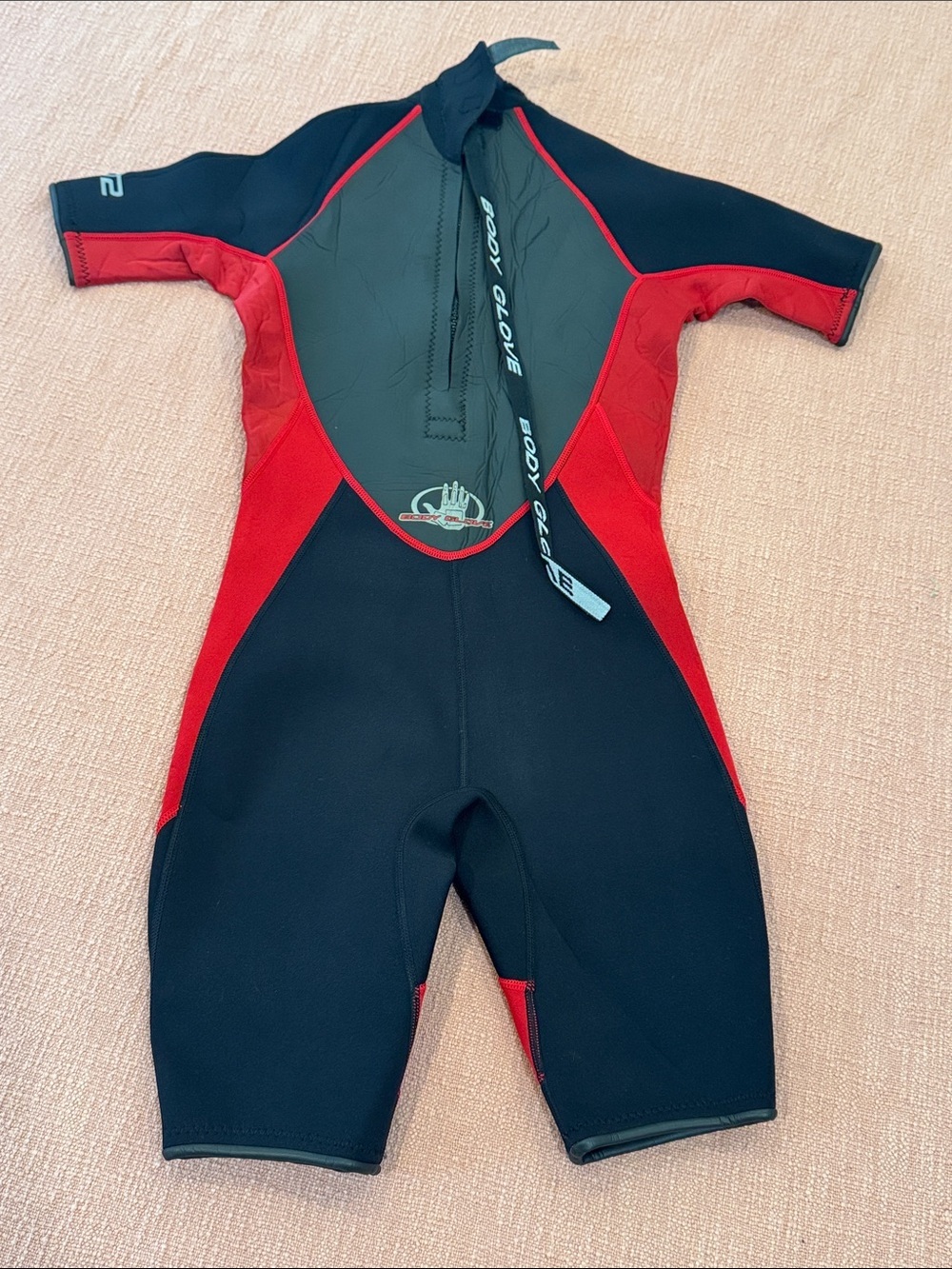 Body Glove Junior size 14 Wetsuit red / Black